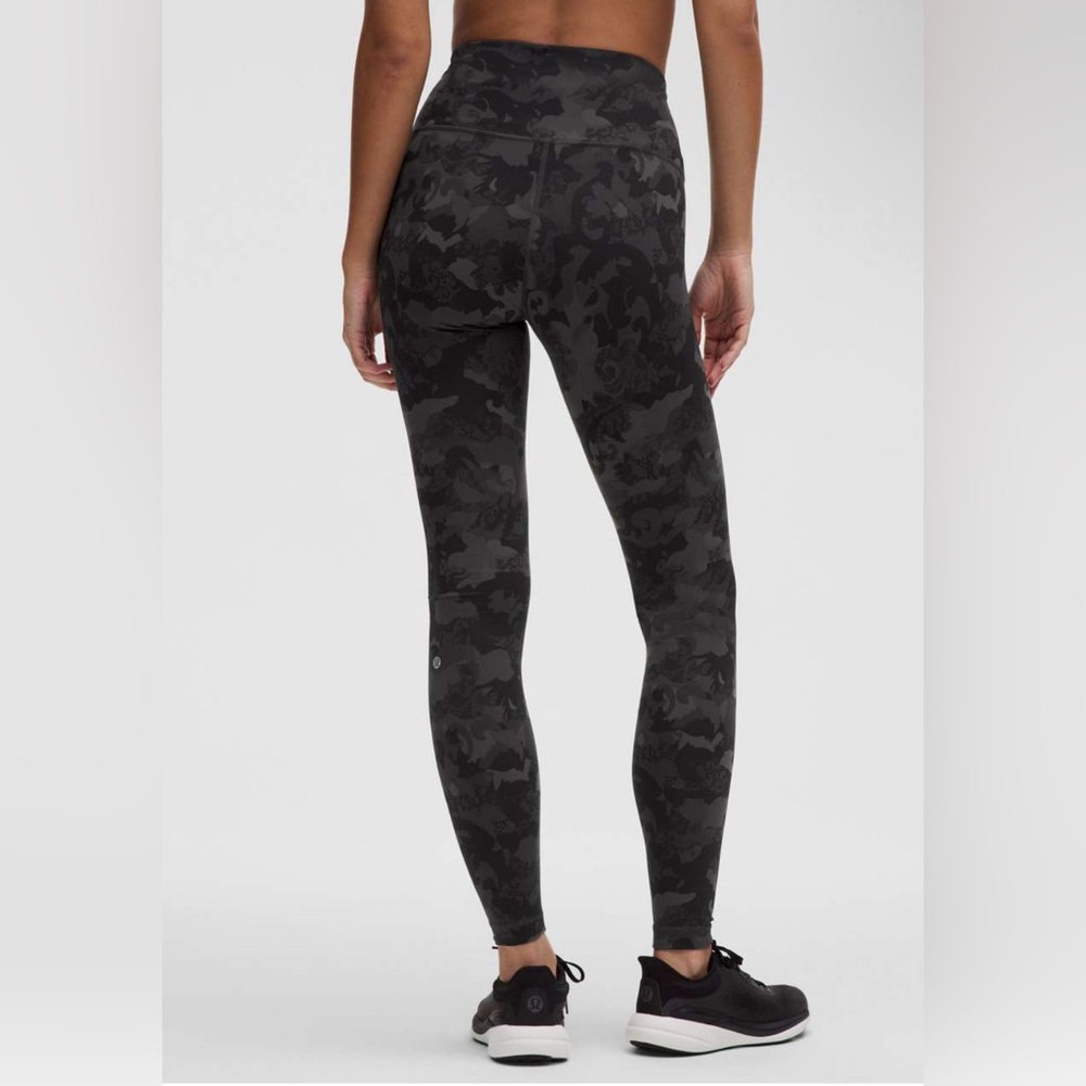 Lululemon Wunder Train High-Rise Tight 28"
Hidden Heritage Lace Black Multi